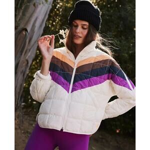 NWT FP Movement x Hatch Printed Puffer Jacket In Ivory Chevron Combo Size L
